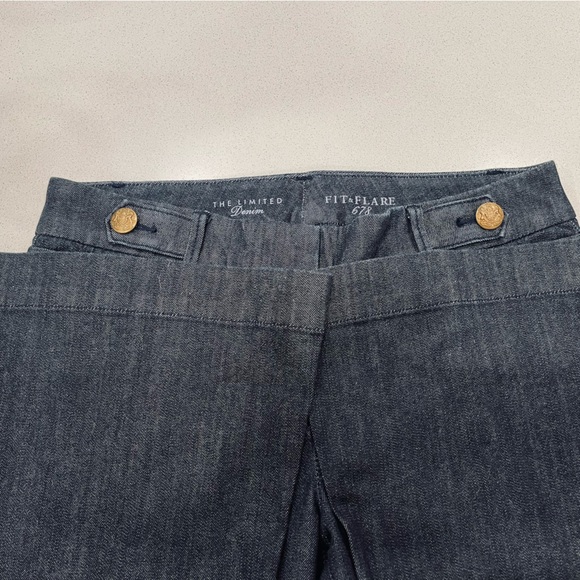 The Limited Fit & Flare 678 Dark Wash Woman’s Trouser Jean size:6 - Picture 9 of 10
